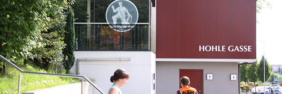 Der Informationspavillon bei der Hohlen Gasse